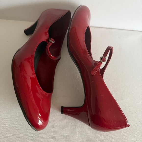Nine West Fayther Red Patent Leather Mary Jane Heels Women's Sz 9 - Picture 4 of 11